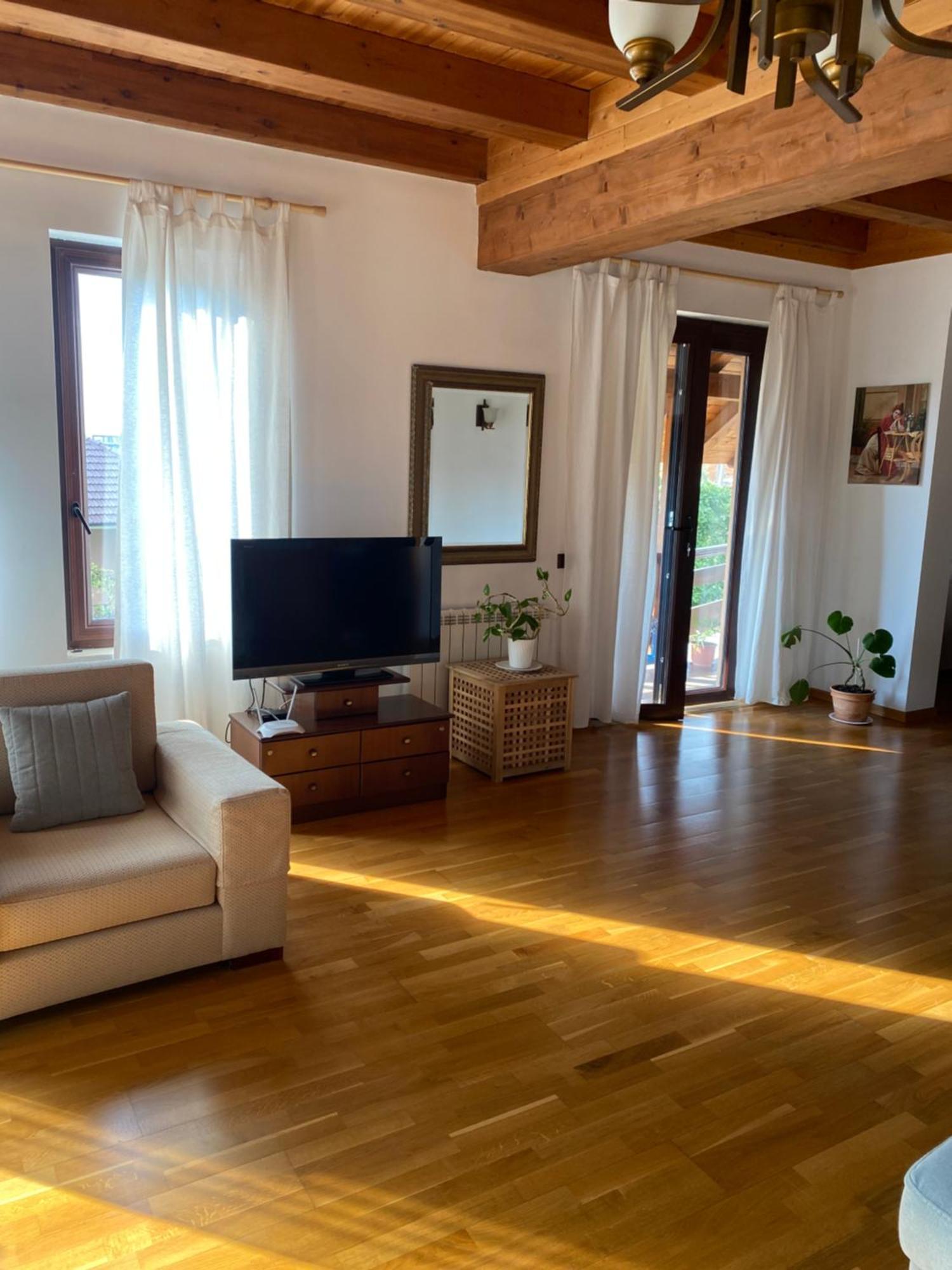 Comfy Spacious Duplex *